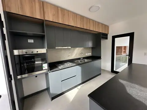 PH en Venta en Mendiolaza, Colón