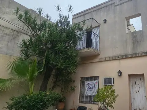 Casa en Alquiler en Liniers, CABA