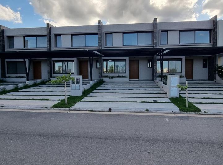 Casa · 170m² · 7 Ambientes
