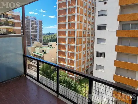 Departamento en Alquiler en Acassuso Vías / Santa Fe, Acassuso