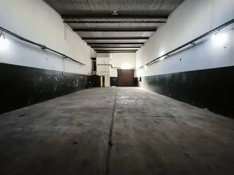 Galpón en Alquiler en Villa Lynch, Partido de General San Martín