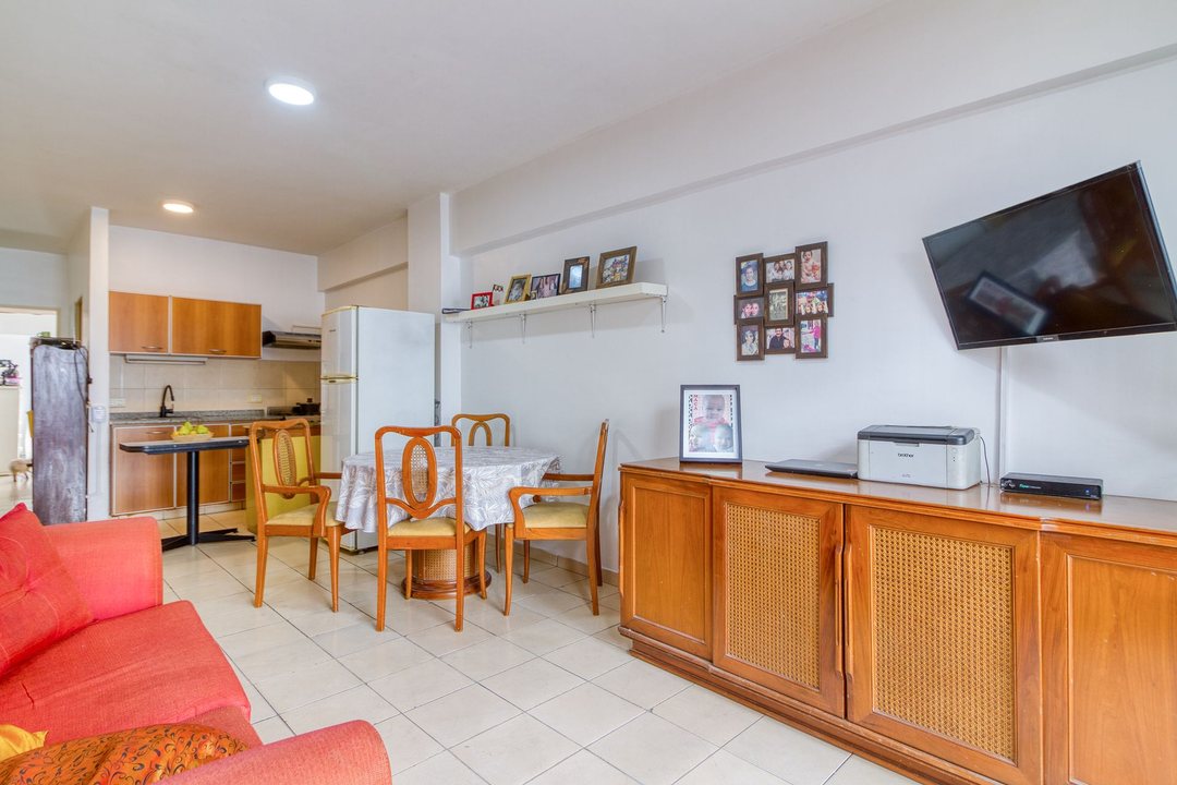 VENTA PH DE 2 AMBIENTES CON PATIO - VILLA URQUIZA