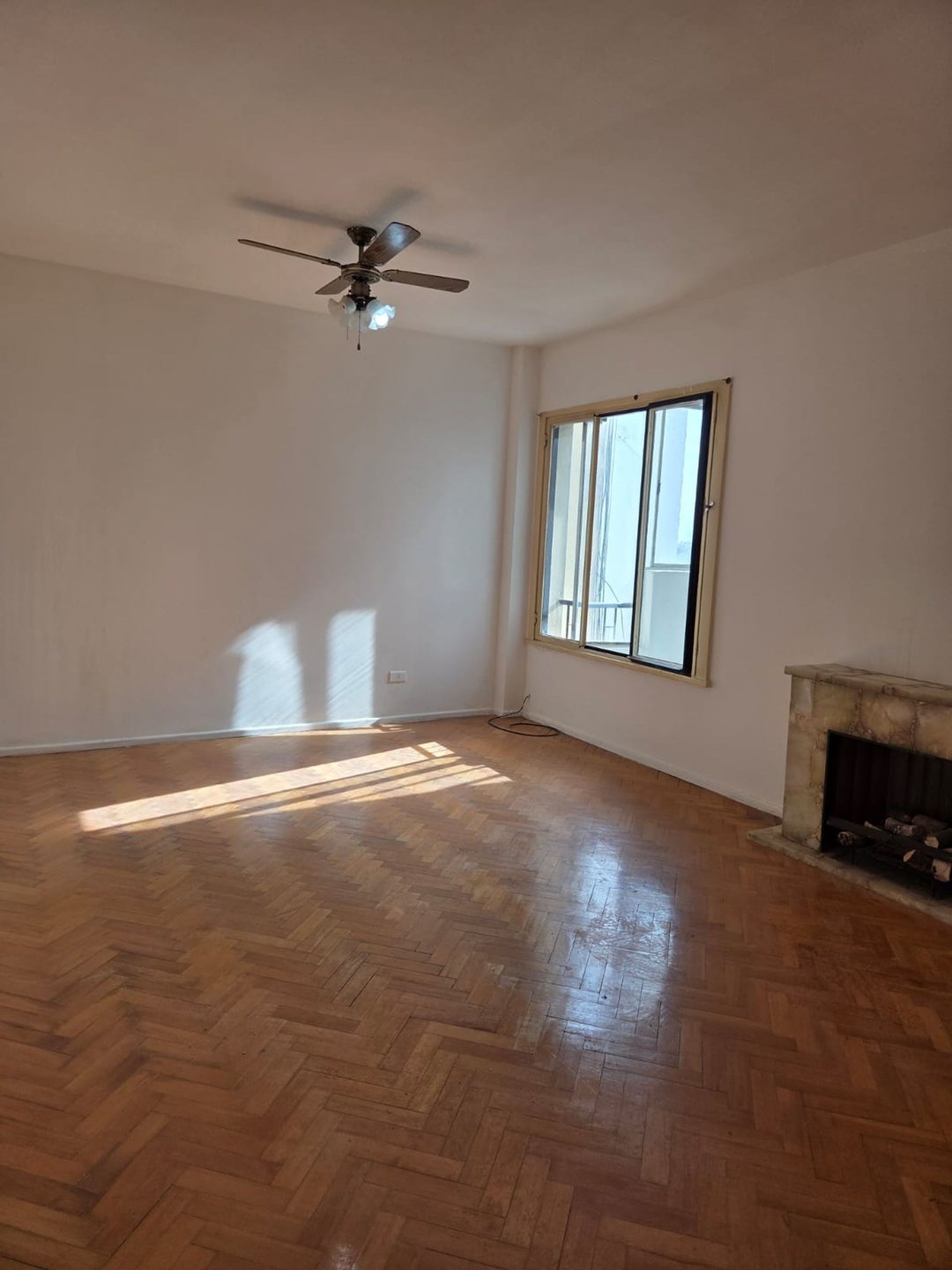ALQUILER DOS AMBIENTES EN CABALLITO CON BALCON