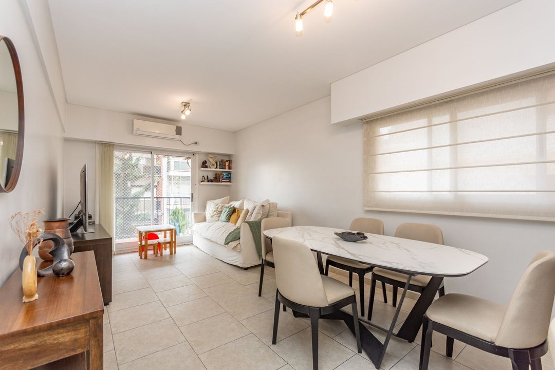 Venta Depto 3 ambientes con balcón Belgrano R