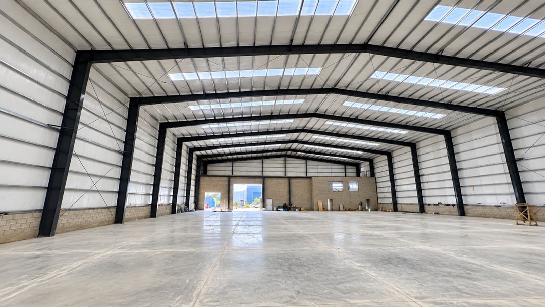Galpón Industrial a Estrenar | PITEC 2, F. VARELA.