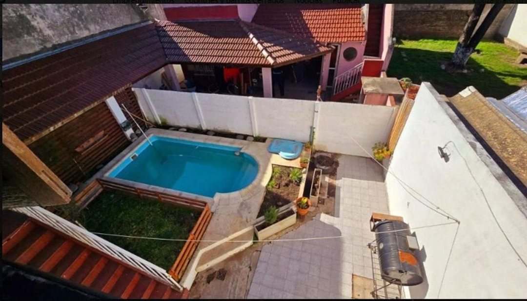 VENTA- CASA 4 AMB PILETA AMPLIA COCHERA SAN JUSTO