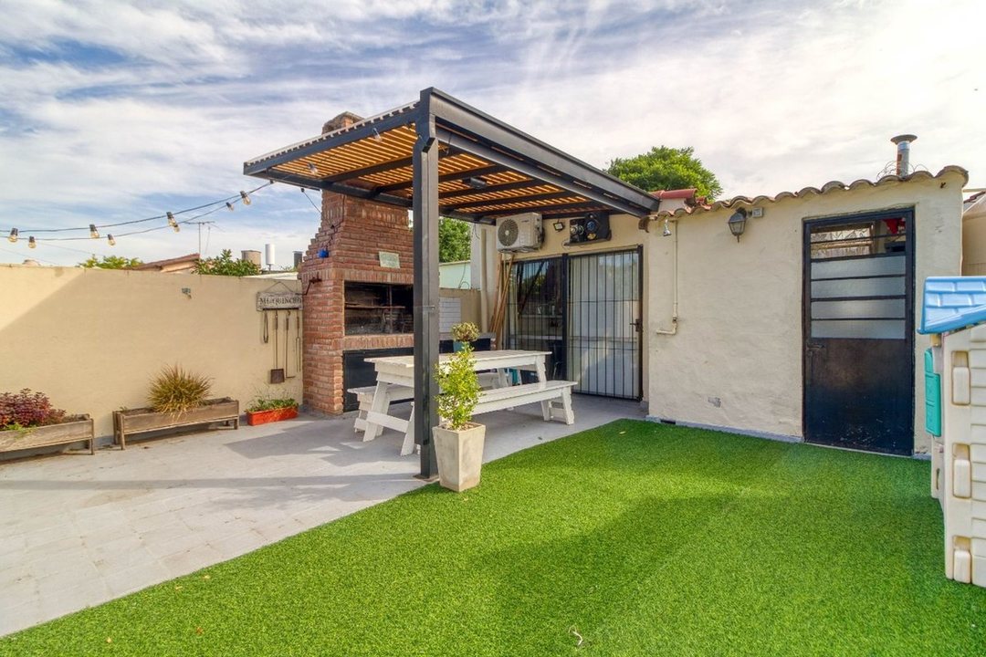 Ph en Venta - 2 Dormitorios con Terraza y Cochera