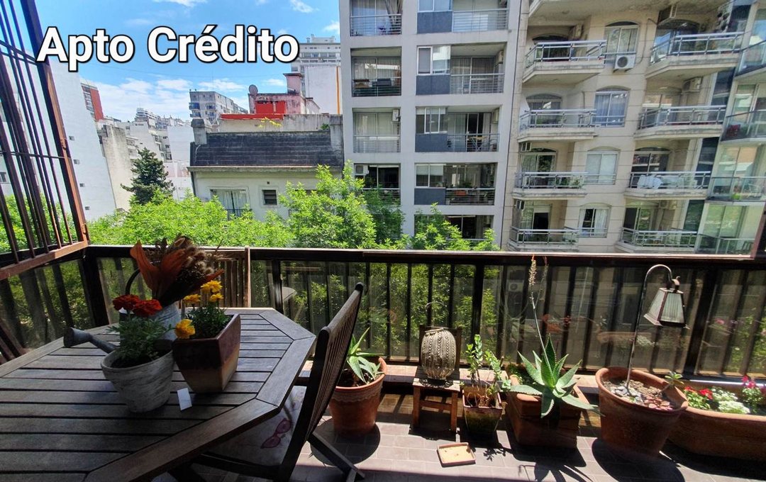 VENTA  4 AMBIENTES,  DEPENDENCIA  BALCÓN RECOLETA