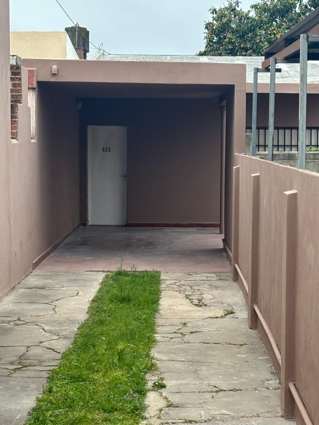 VENTA CASA | 2 HABITACIONES | BARRIO CATEDRAL