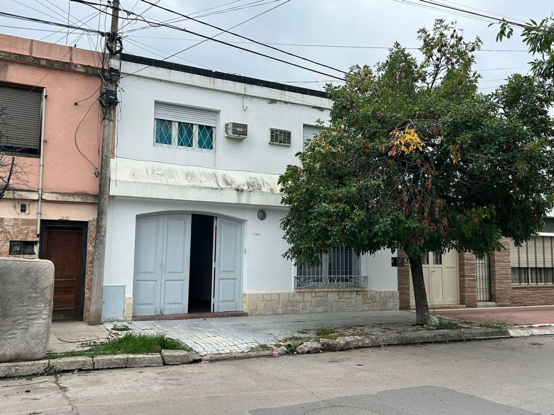 CASA EN VENTA 3 DORMITORIOS SAN VICENTE CORDOBA