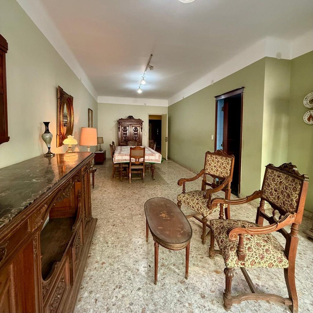 CASA LOTE EN VENTA EN V. SARMIENTO MORON