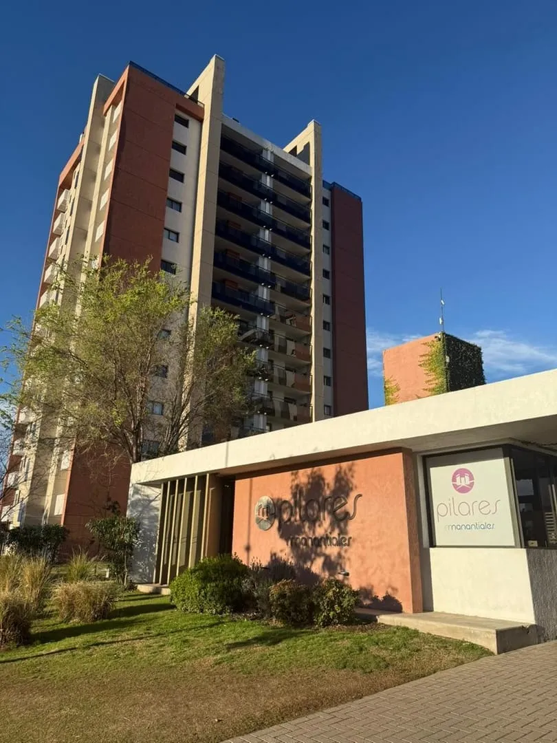 VENTA DPTO 1 DORM - EXCELENTE VISTA - PILARES DE MANANTIALES