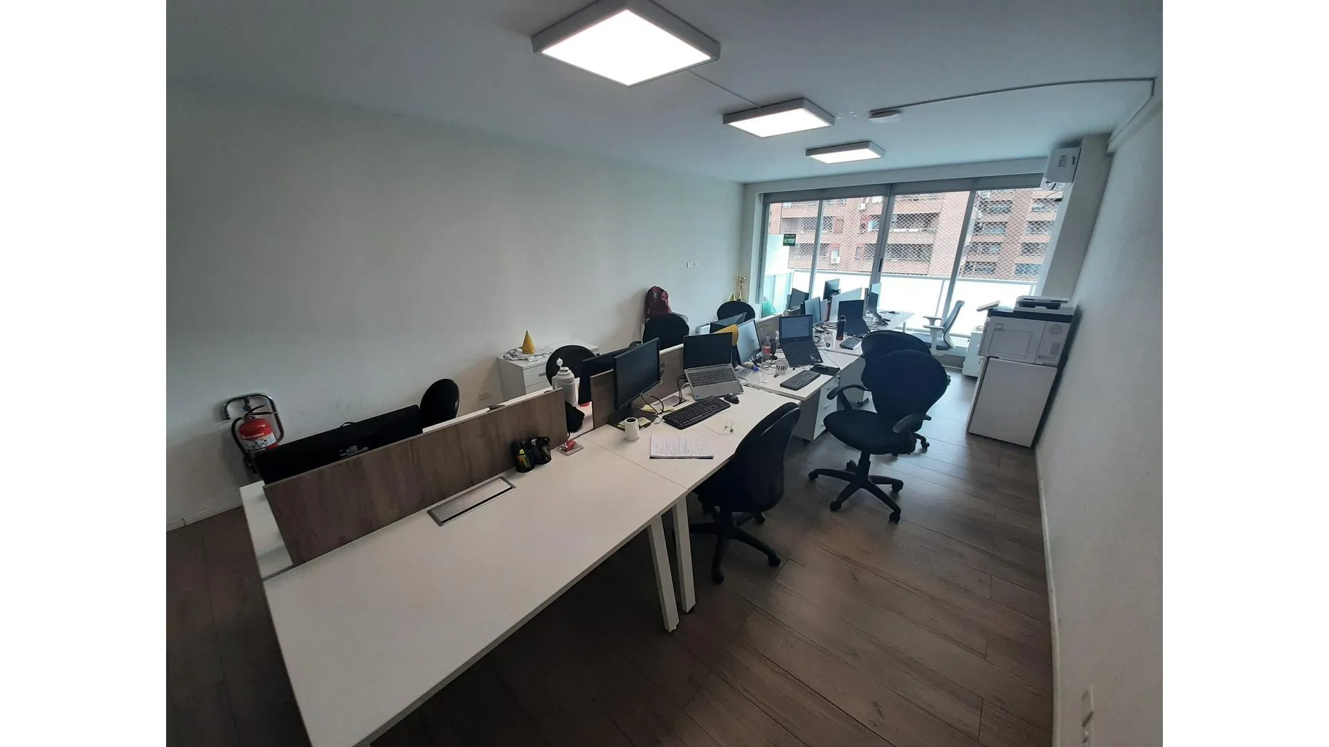 OFICINA 3 AMBIENTES CON COCHERA BE LIBERTADOR