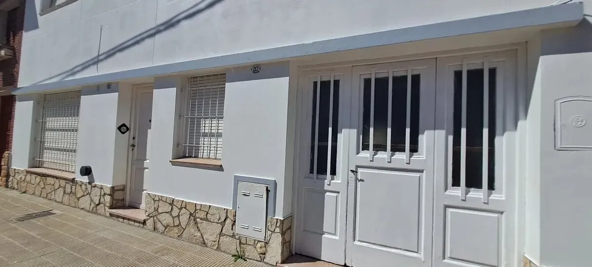 Casa Chalet  En Alquiler En Naposta, Bahia Blanca, Resto De La Provincia