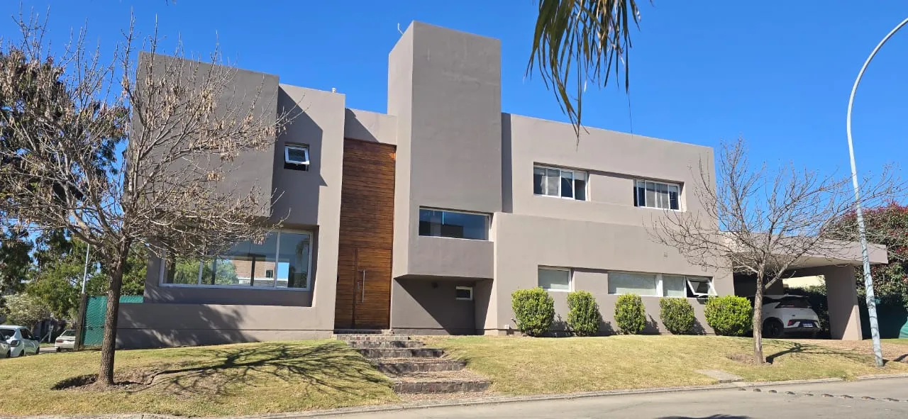 DUEÑO VENDE CASA EN B° EL PRADO VALLE ESCONDIDO