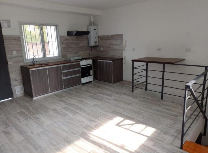Casa · 60m² · 3 Ambientes · 1 Cochera