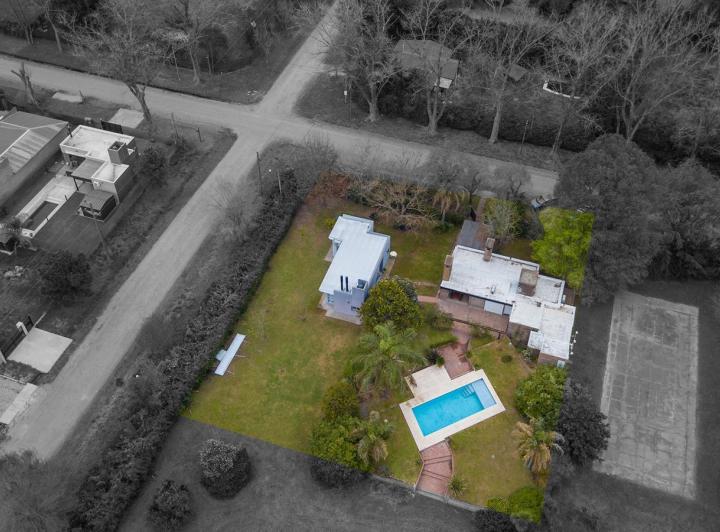 Casa · 150m² · 6 Ambientes · 2 Cocheras