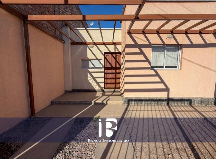 Casa · 65m² · 4 Ambientes · 1 Cochera