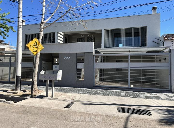 Departamento · 50m² · 4 Ambientes · 1 Cochera