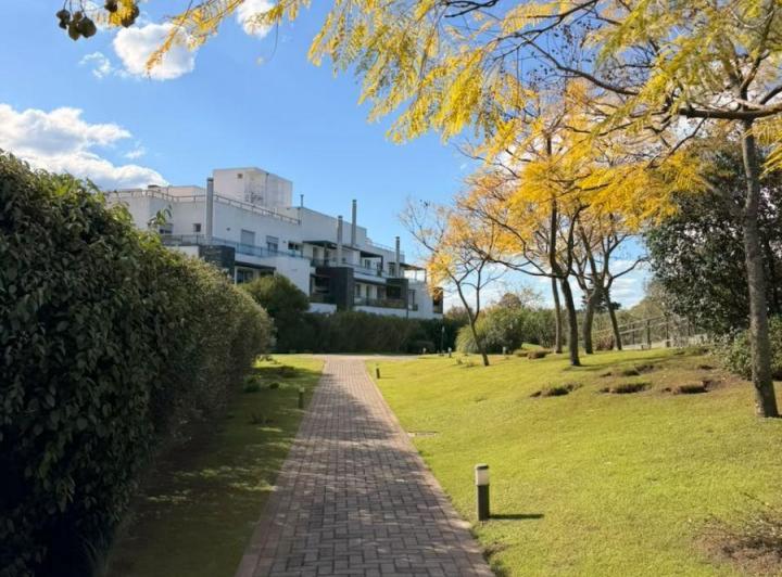 Departamento · 195m² · 6 Ambientes · 2 Cocheras