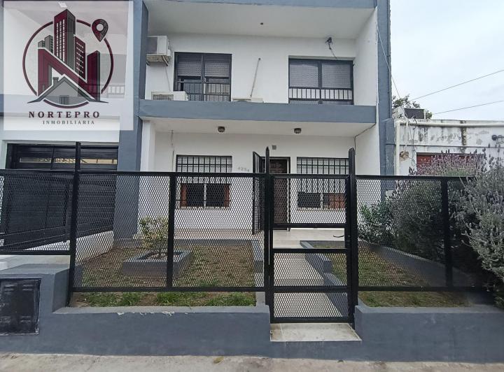 Casa · 123m² · 3 Ambientes · 1 Cochera