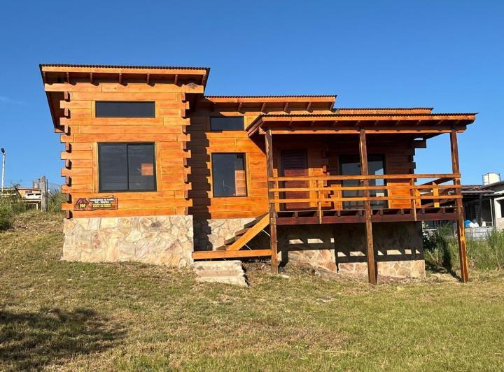 Casa · 75m² · 2 Ambientes · 1 Cochera