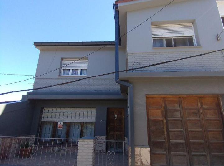 Casa · 109m² · 4 Ambientes · 1 Cochera