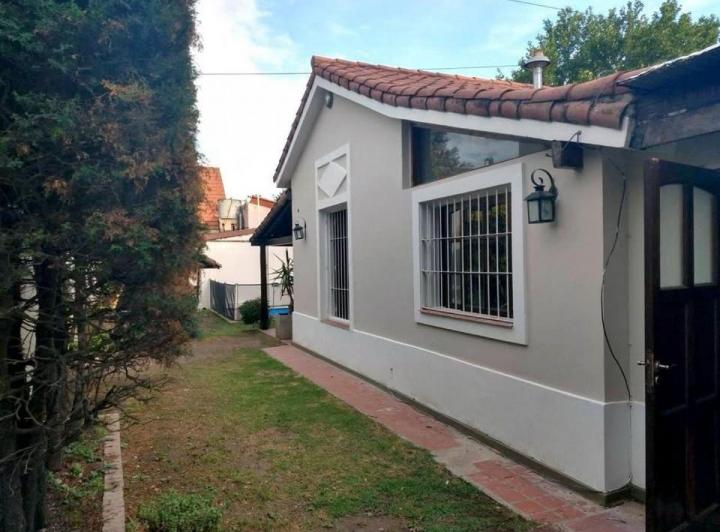 Casa · 455m² · 6 Ambientes · 2 Cocheras
