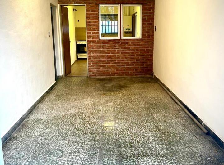 Casa · 60m² · 5 Ambientes · 1 Cochera
