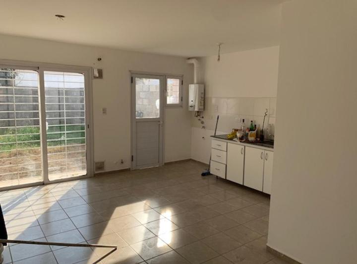 PH · 145m² · 4 Ambientes · 1 Cochera