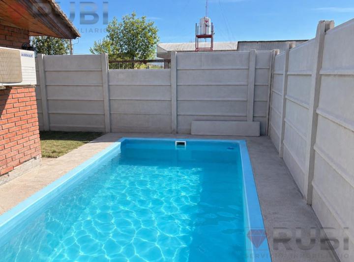 Casa · 5 Ambientes · 1 Cochera