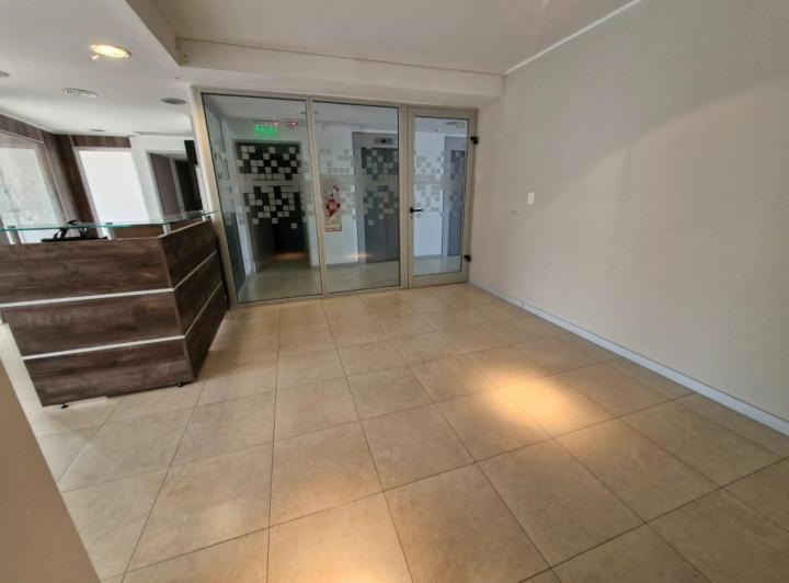 Departamento · 100m² · 5 Ambientes · 1 Cochera