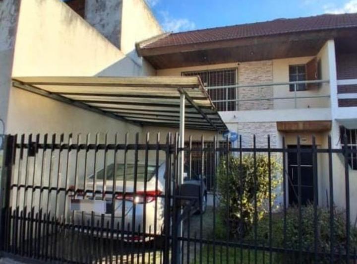 PH · 117m² · 4 Ambientes · 1 Cochera