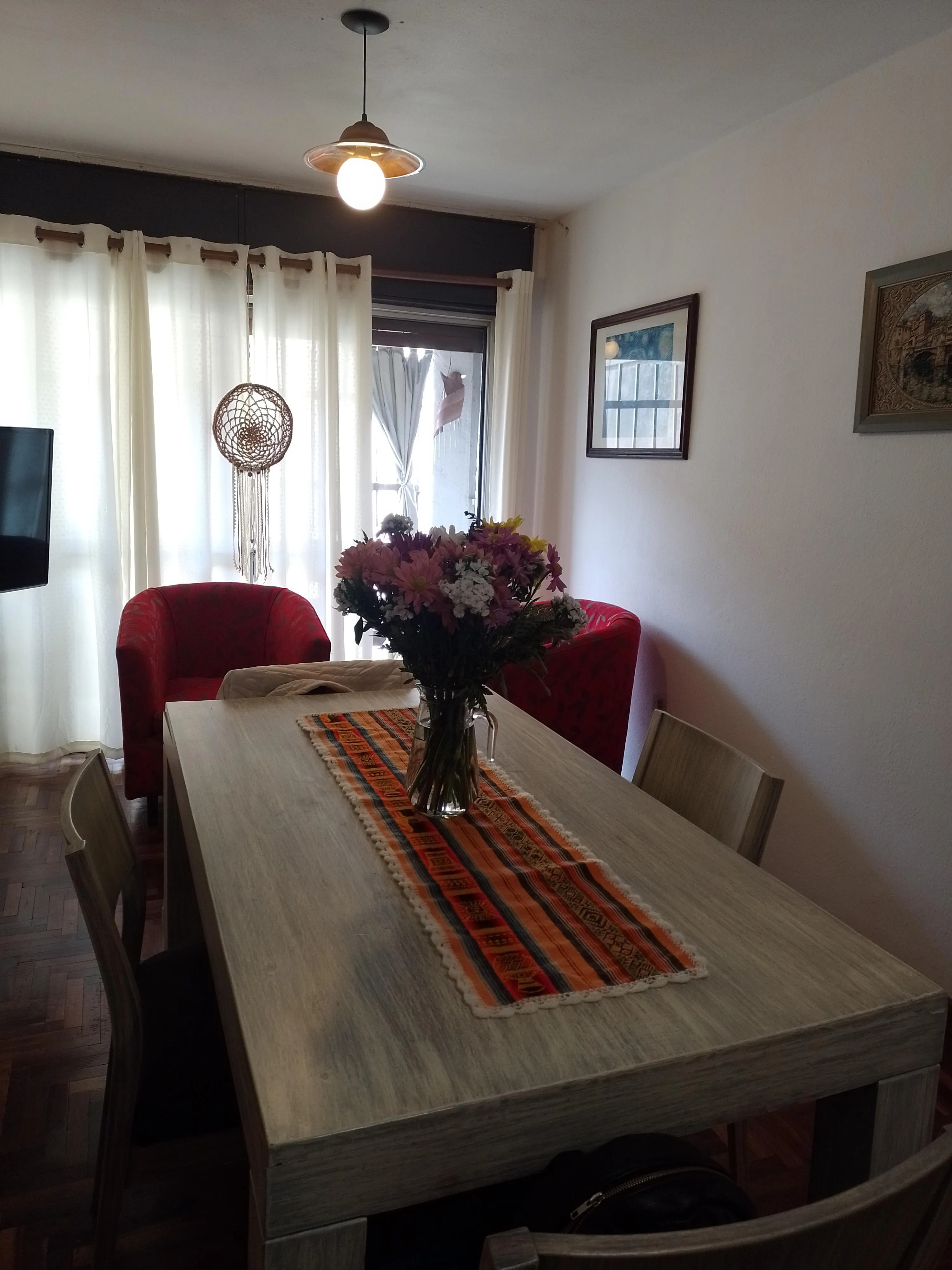 VENTA DEPARTAMENTO 3 DORMITORIOS  AMUEBLADO Y CON COCHERA