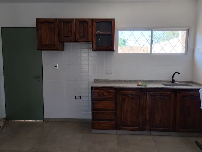 Alquilo Dúplex a estrenar en Arguello N, dos dormitorios, dos baños y cochera.