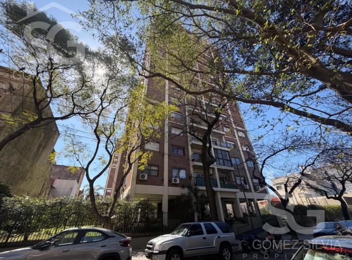 Departamento · 82m² · 4 Ambientes · 1 Cochera