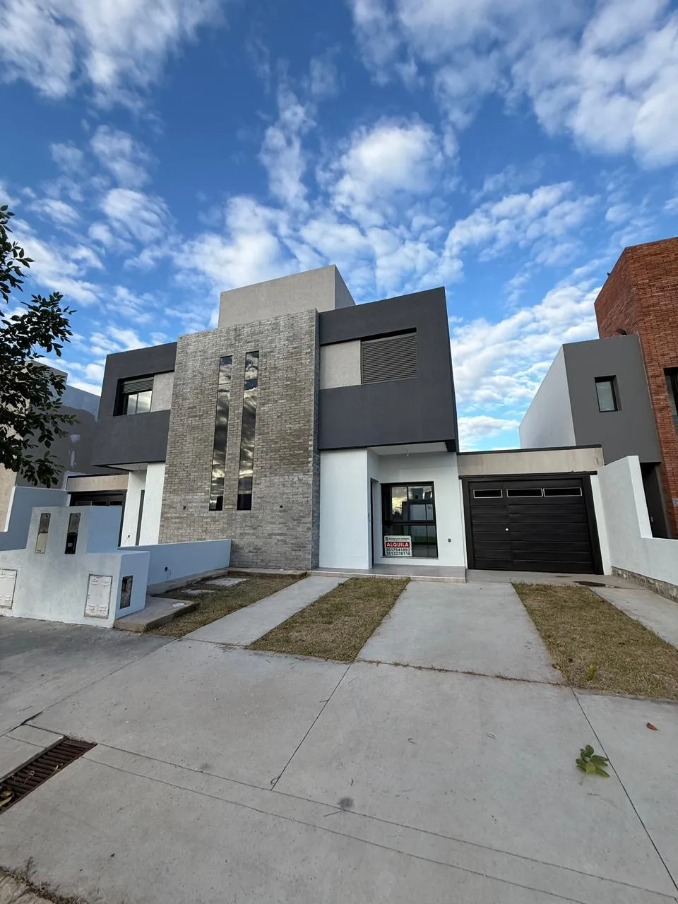 DUPLEX DE 3 DORMITORIOS EN SAN IGNACIO VILLAGE MANANTIALES 2