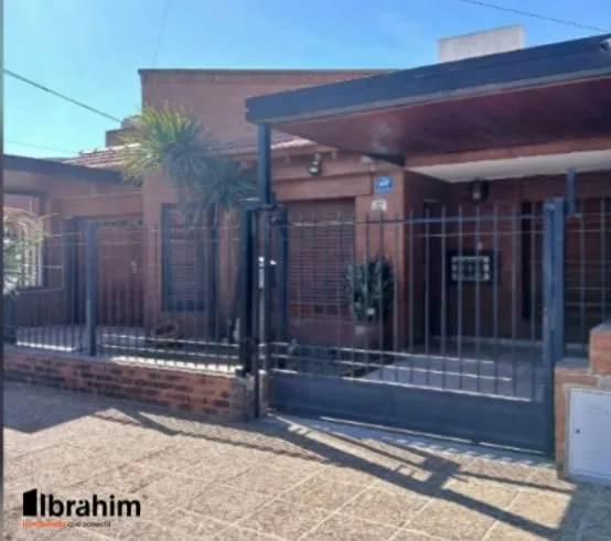 Casa en venta en barrio ayacucho!