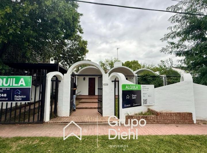 Casa · 200m² · 5 Ambientes · 2 Cocheras