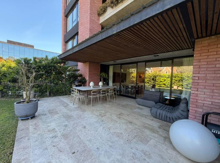 Departamento · 138m² · 5 Ambientes · 2 Cocheras
