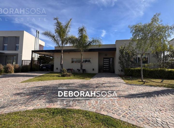 Casa · 165m² · 5 Ambientes · 1 Cochera