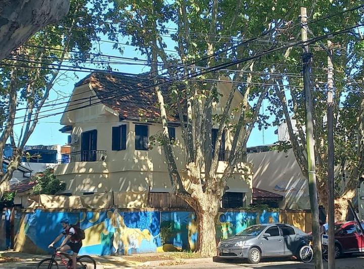 Casa · 200m² · 5 Ambientes