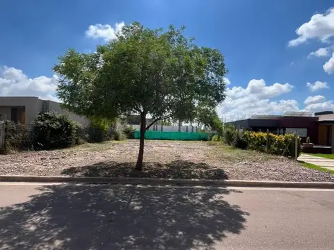 Terreno en Venta en Russell, Maipú