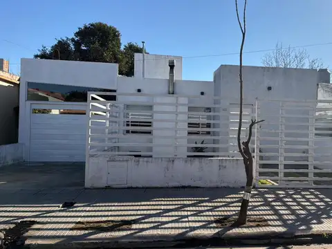 Casa en Venta en General Artigas, Córdoba