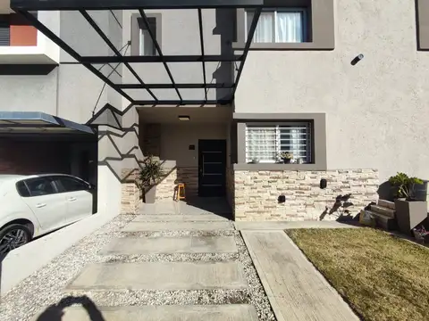 Casa en Venta en Manantiales, Córdoba
