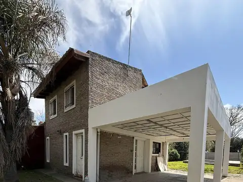 Casa en Venta en Pueblo Esther, Rosario