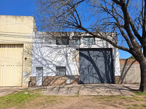 Galpón en Venta en Azcuenaga, Rosario