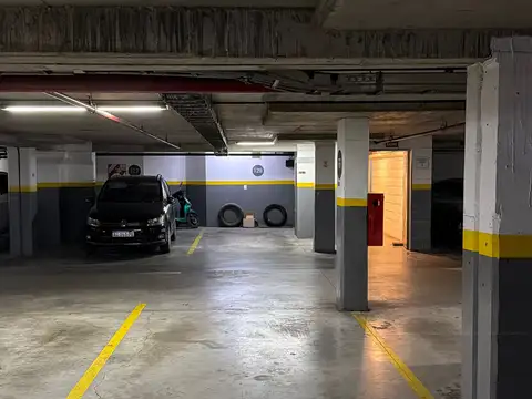 Cochera en Venta en Almagro, CABA