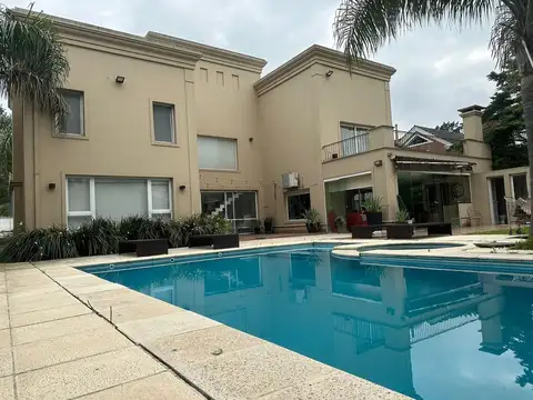 Casa en Alquiler Temporal en Campos De Álvarez, Countries y Barrios Cerrados en Francisco Álvarez