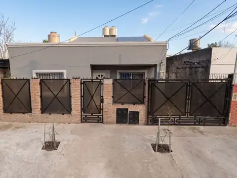 Casa en Alquiler en Barrio El Gaucho, Burzaco